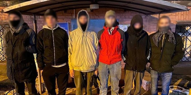 Побудил российский сериал: в Киеве подросткам грозит до 10 лет тюрьмы за разбойные нападения