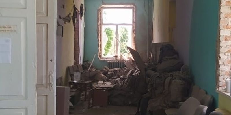 На Сумщине вражеский вертолет с территории россии обстрелял школу