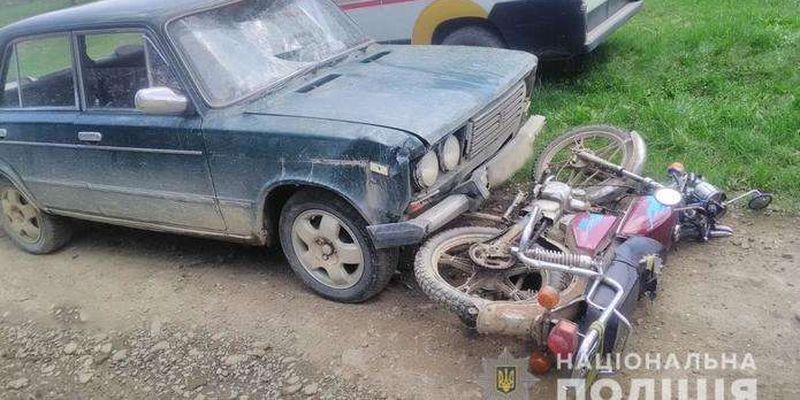 П'яний водій мопеда зіткнувся з ВАЗом: постраждали двоє дітей