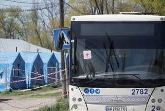 Из-за непогоды в Каменском размыло дорогу, эвакуироваться в Запорожье невозможно