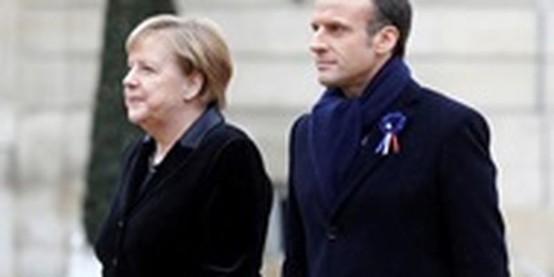 Макрон и Меркель обсудили ход минских соглашений