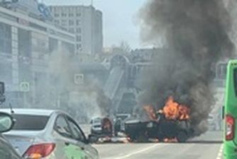 В Курске произошло масштабное ДТП: автобус протаранил машины и остановку