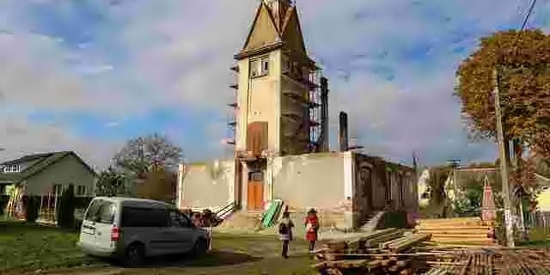 У селі на Старосамбірщині колишню ратушу пристосують під хостел для туристів