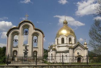 "Напоминает туалет": церковь УГКЦ на Львовщине оскандалилась "российским" ремонтом