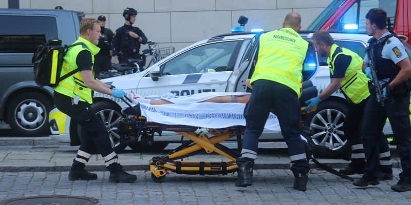 Три человека погибли, четверо было ранено во время стрельбы в ТРЦ Копенгагена