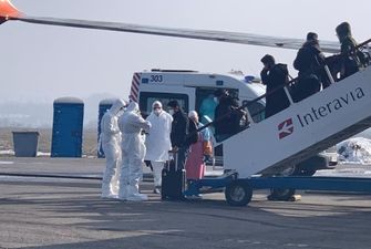 Канада больше не планирует эвакуировать своих граждан из регионов с коронавирусом