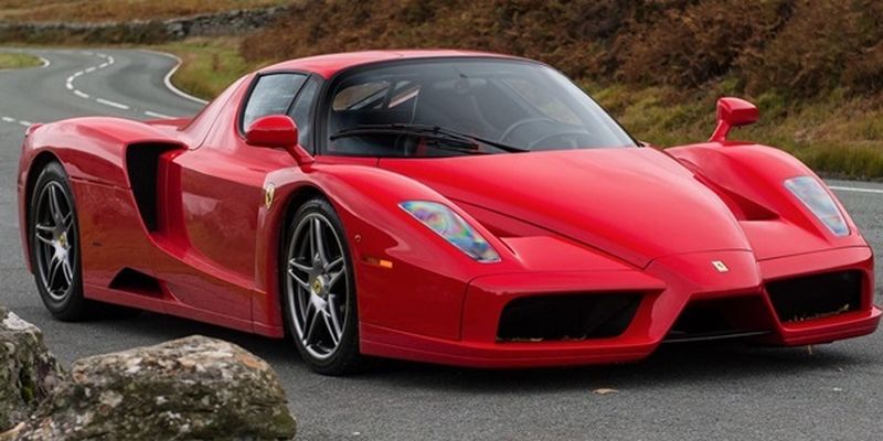 В Нидерландах механик разбил Ferrari за $3 млн