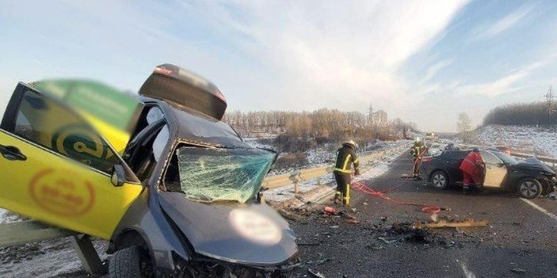 Смертельное ДТП в Харькове: что известно о трехлетних двойняшках, которые выжили в аварии