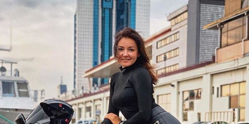 На трассе под Киевом разбилась популярная мотоциклистка-блогерша