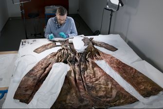 Платье пролежало на дне моря более трех веков и до сих пор скрывает тайны