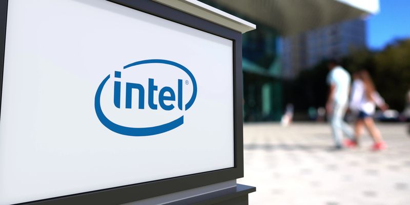 Китай заборонив використання чипів Intel і AMD у комп’ютерах урядовців
