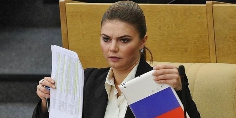 В Швейцарии собирают подписи, чтобы депортировать из страны любовницу путина – Кабаеву