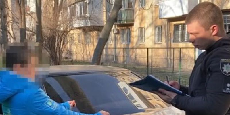 Угнал и уснул: в Одессе 12-летний вор решил обкатать иномарку