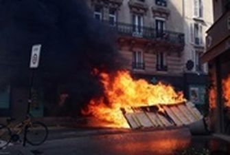 В Париже первомайская демонстрация завершилась погромами