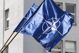 США и НАТО призывают РФ прекратить эскалацию агрессии против Украины