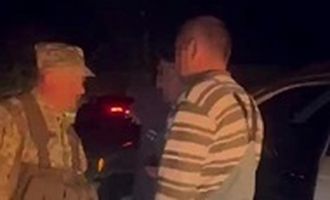 В Ровенской области двое мужчин напали на пограничников