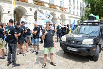 У Львові відбувся автопробіг "Шлях Незалежних" на підтримку боротьби з залежностями