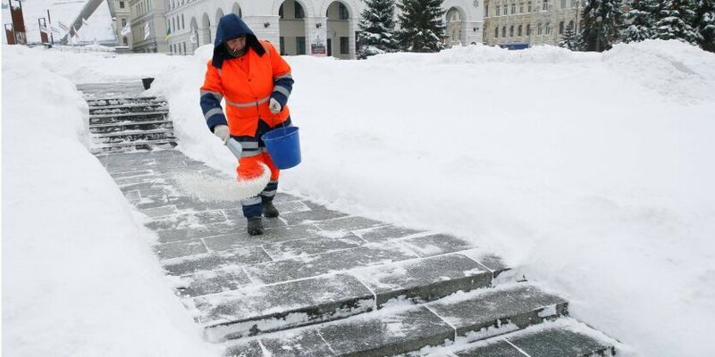 Украину засыплет снегом: когда и кого коснется
