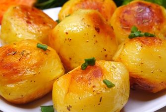 Картофель очень полезен для здоровья, если его готовить на пару или запекать - ученые