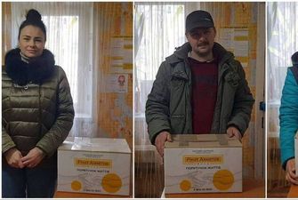 Фонд Рината Ахметова продолжает выдавать продуктовые наборы жителям Бахмута
