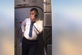 Российский пилот перед пассажирами самолета назвал войну с Украиной преступлением