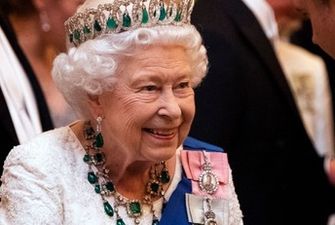 Елизавете II - 95 лет: секрет долголетия в генах, привилегиях и отказе от макарон/Королева-именинница является старейшим правящим монархом в истории Великобритании