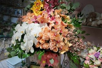 Цветы к 8 марта: в Киеве продают букет за 650 тысяч гривен