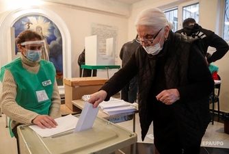 На выборах в Грузии правящая партия ушла в отрыв