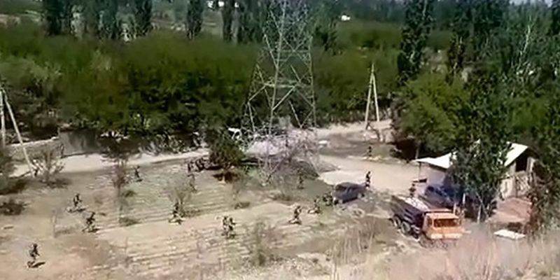 На границе Кыргызстана и Таджикистана призошла стрельба