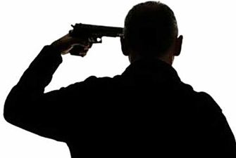 В Ирпене в полиции застрелился парень, который перед этим пытался убить бывшую