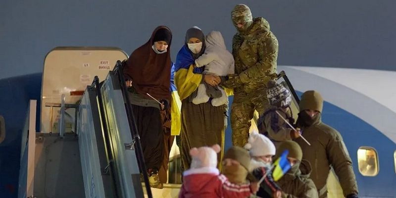 Из лагерей Сирии освободили девять украинцев