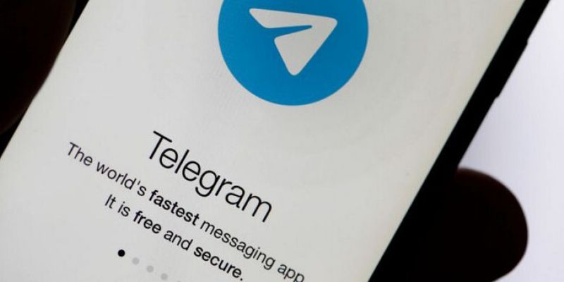 В Telegram официально подтвердили, что заблокируют ряд каналов в Украине