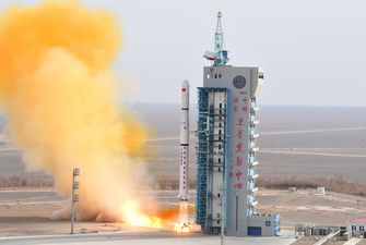 Китайская ракета весом 22 тонны вышла из-под контроля и может упасть на Землю