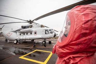 МВД показало вертолет, которым будут транспортировать вероятных больных коронавирусом