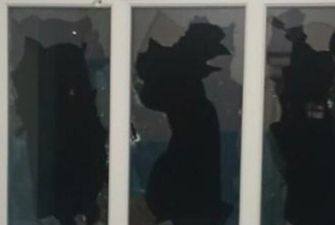 Десятки розбитих вікон: росіяни вдарили ракетами поряд із лікарнею в Запоріжжі