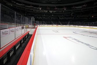 НХЛ планирует провести полный сезон-2020/21, несмотря на поздний старт