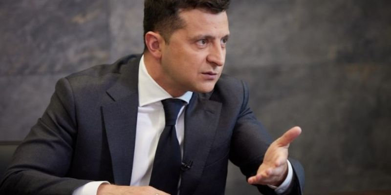 Скільки законів Володимир Зеленський «забув» підписати за два роки і повернути в парламент