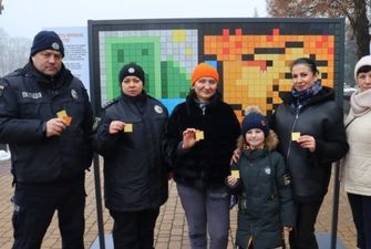 На Киевщине открыли инсталляцию в рамках акции «16 дней против насилия»
