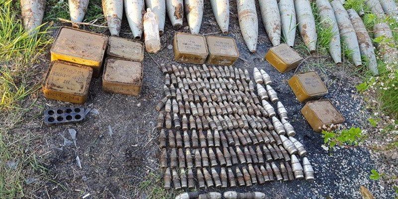 На Луганщине нашли крупный схрон артснарядов
