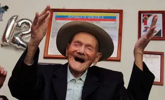 В возрасте 114 лет скончался старейший мужчина мира Хуан Винсенте Перес Мора