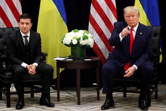 Трамп стверджує, що Зеленський навіть не знав про затримку військової допомоги Україні