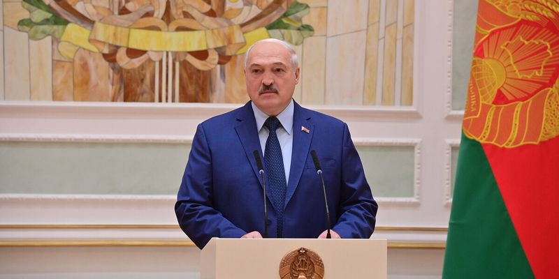 "Все только начинается": Лукашенко призвал белорусских военных не расслабляться