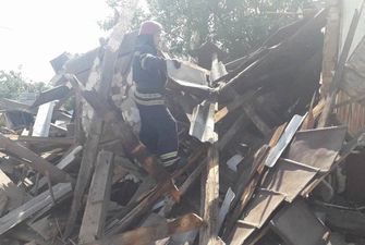 У Київські області вибухом зруйновано приватний будинок: є загиблий