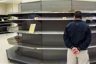 У Гонконгу із супермаркета викрали кілька сотень рулонів туалетного паперу