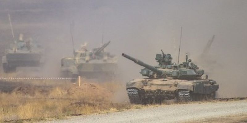 Россия стягивает танки, гаубицы и артиллерию на Донбасс: карта размещения