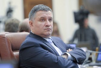 СБУ и ГБР провели обыски у Арсена Авакова