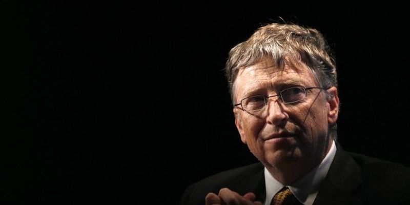 Білл Гейтс вистояв чергу за фастфудом й перетворився на мем: фотофакт