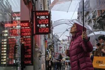 Рекордное падение турецкой лиры. Туристы в плюсе