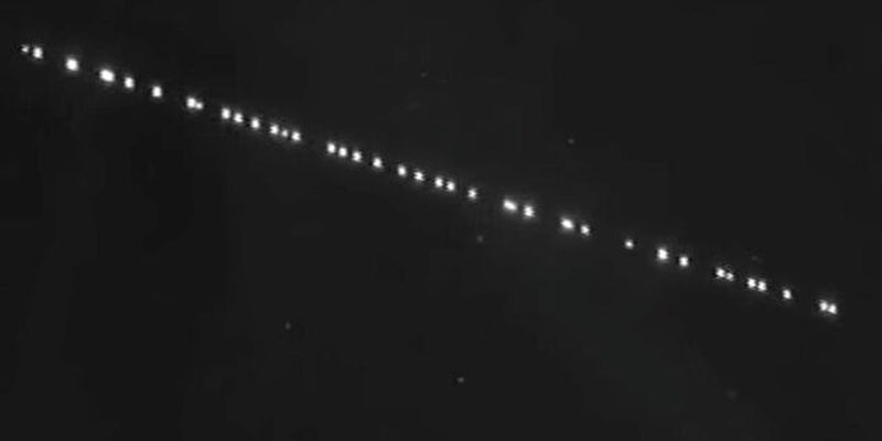 Одесситов напугали десятки НЛО в ночном небе. Фото