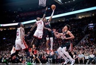 НБА: Бостон громит Филадельфию, Милуоки - Шарлотт